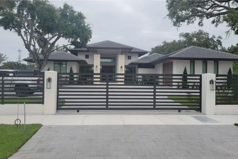 7775 SW 122nd Ave, Miami FL 33183