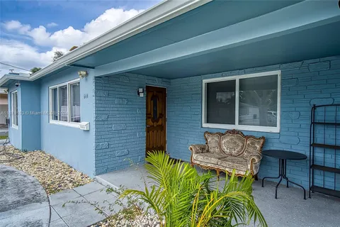 644 SW 7th Ct # 0, Hallandale Beach FL 33009