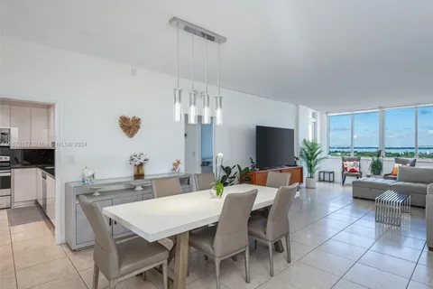 5005 Collins Ave # 1506, Miami Beach FL 33140