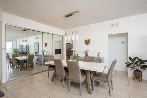 5005 Collins Ave # 1506, Miami Beach FL 33140