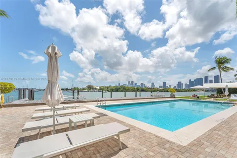 1130 Venetian Way # 1A, Miami FL 33139