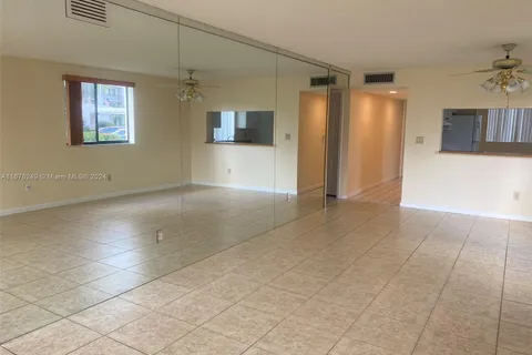 10324 E Clairmont Cir # 101, Tamarac FL 33321