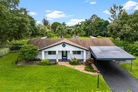 14330 SW 16th St, Davie FL 33325