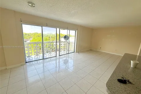 1801 NE 140th St # 306, North Miami FL 33181