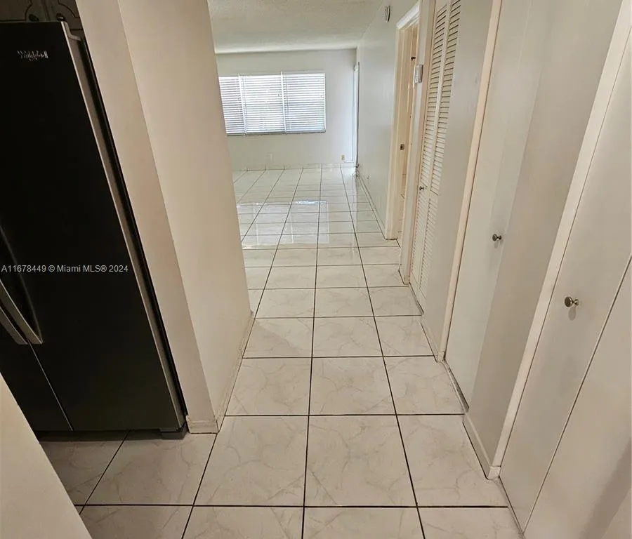 410 SE 2nd St # 211, Hallandale Beach FL 33009