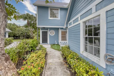 115 Ocean Dunes Cir, Jupiter FL 33477