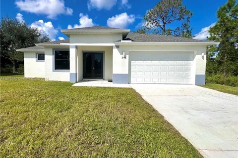 546 S Aspen Ave, Lehigh Acres FL 33974