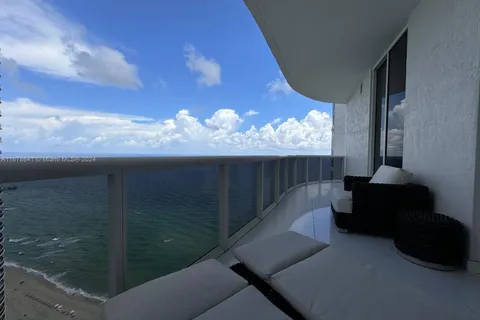 15811 Collins Ave # 3302, Sunny Isles Beach FL 33160