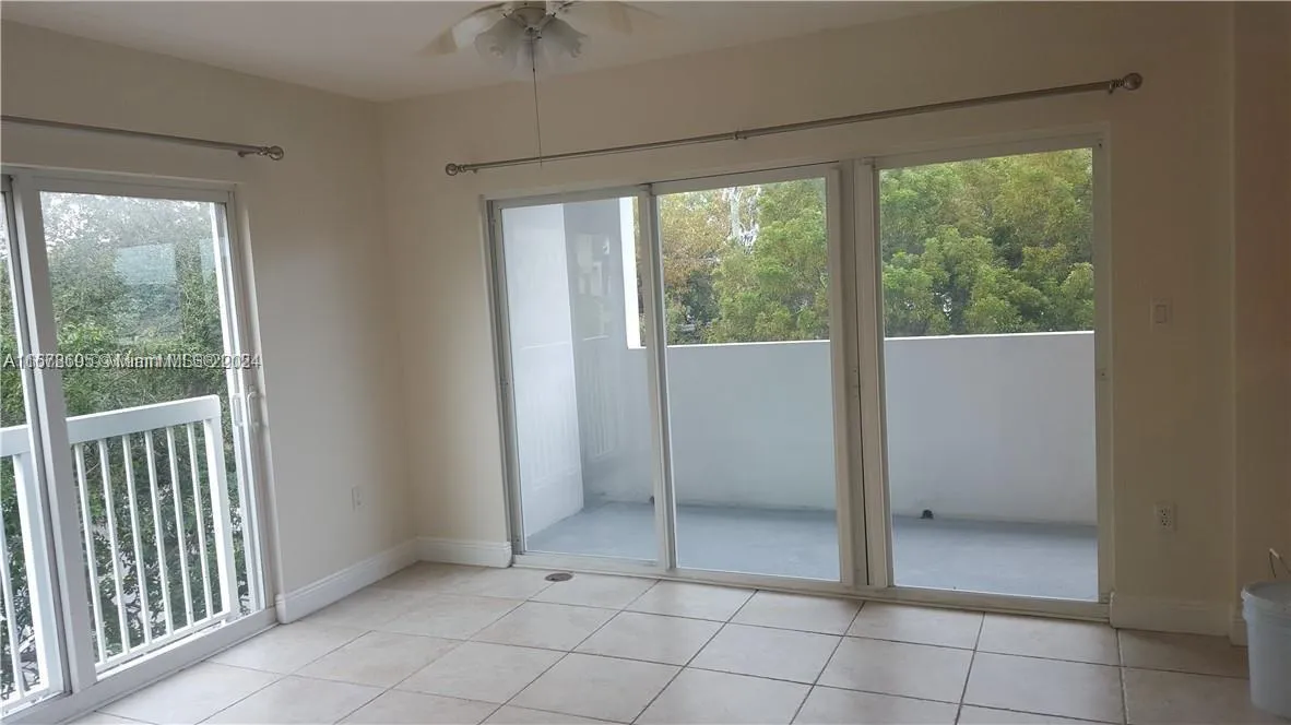 2740 SW 28th Ter # 302, Miami FL 33133