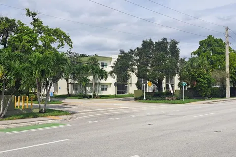 4255 N University Dr # 315, Sunrise FL 33351