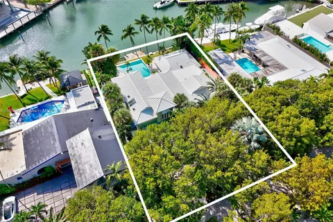 50 Island Dr, Key Biscayne FL 33149