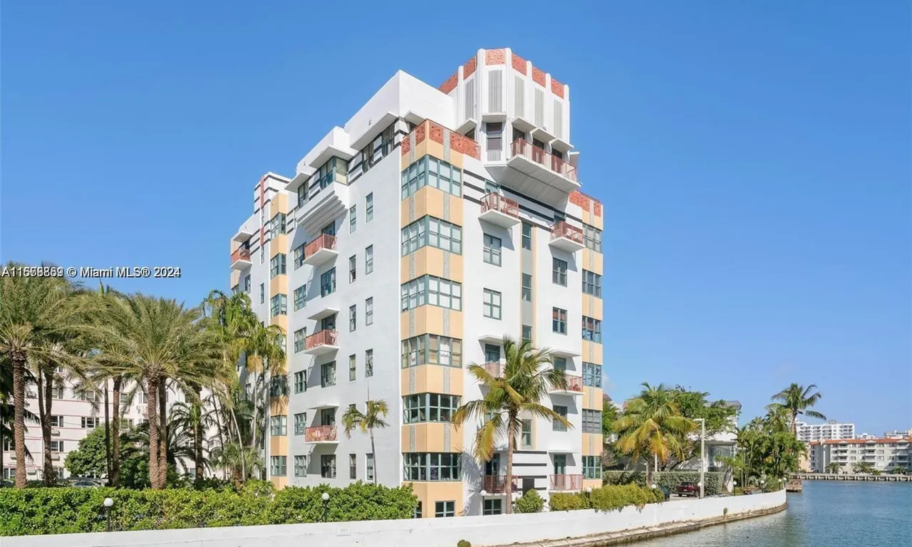 2421 Lake Pancoast Dr # 6A, Miami Beach FL 33140