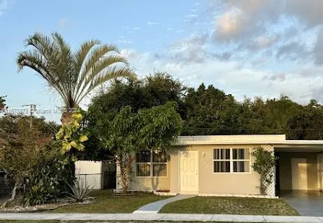 510 N 56th Ave, Hollywood FL 33021