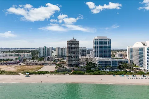 6767 Collins Ave # 602, Miami Beach FL 33141