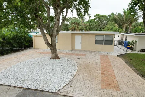 125 E Hart St, Lantana FL 33492