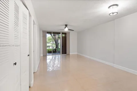 3121 NW 47th Ter # 105, Lauderdale Lakes FL 33319