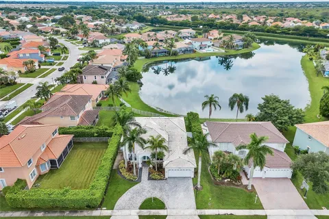 12738 Maypan Dr, Boca Raton FL 33428