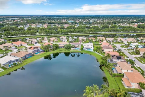 12738 Maypan Dr, Boca Raton FL 33428