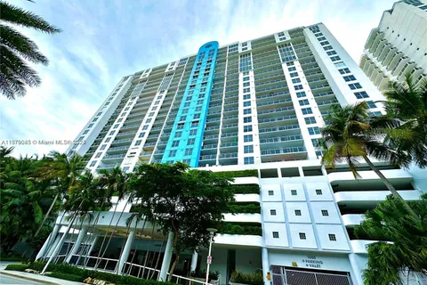 1800 Sunset Harbour Dr # 1105, Miami Beach FL 33139