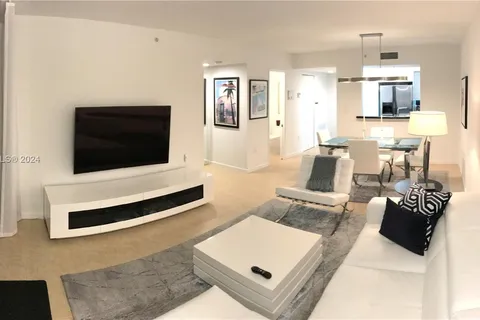 1800 Sunset Harbour Dr # 1105, Miami Beach FL 33139