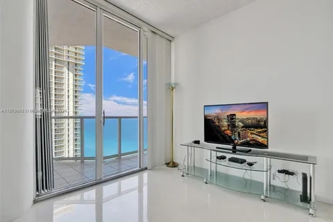 16485 Collins Ave, Sunny Isles Beach FL 33160