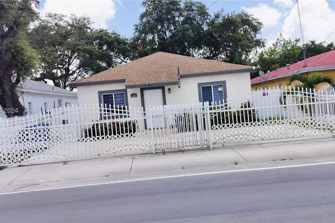 4223 NW 32 ave, Miami FL 33142