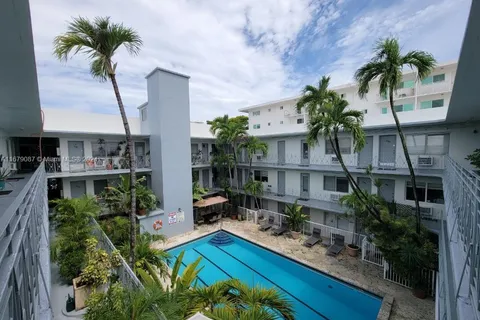 835 Lenox Ave # 318, Miami Beach FL 33139