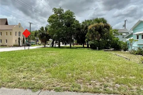 31 S Ocean Breeze, Lake Worth FL 33460