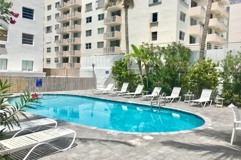 335 Ocean Dr # 228, Miami Beach FL 33139