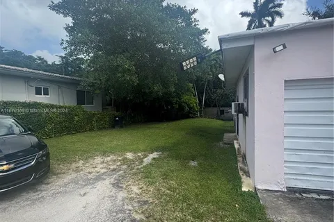 8635 N Miami Ave, El Portal FL 33150