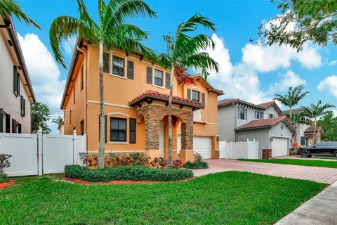 3544 W 94th St, Hialeah FL 33018