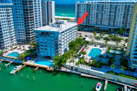 5640 Collins Ave # 8A, Miami Beach FL 33140