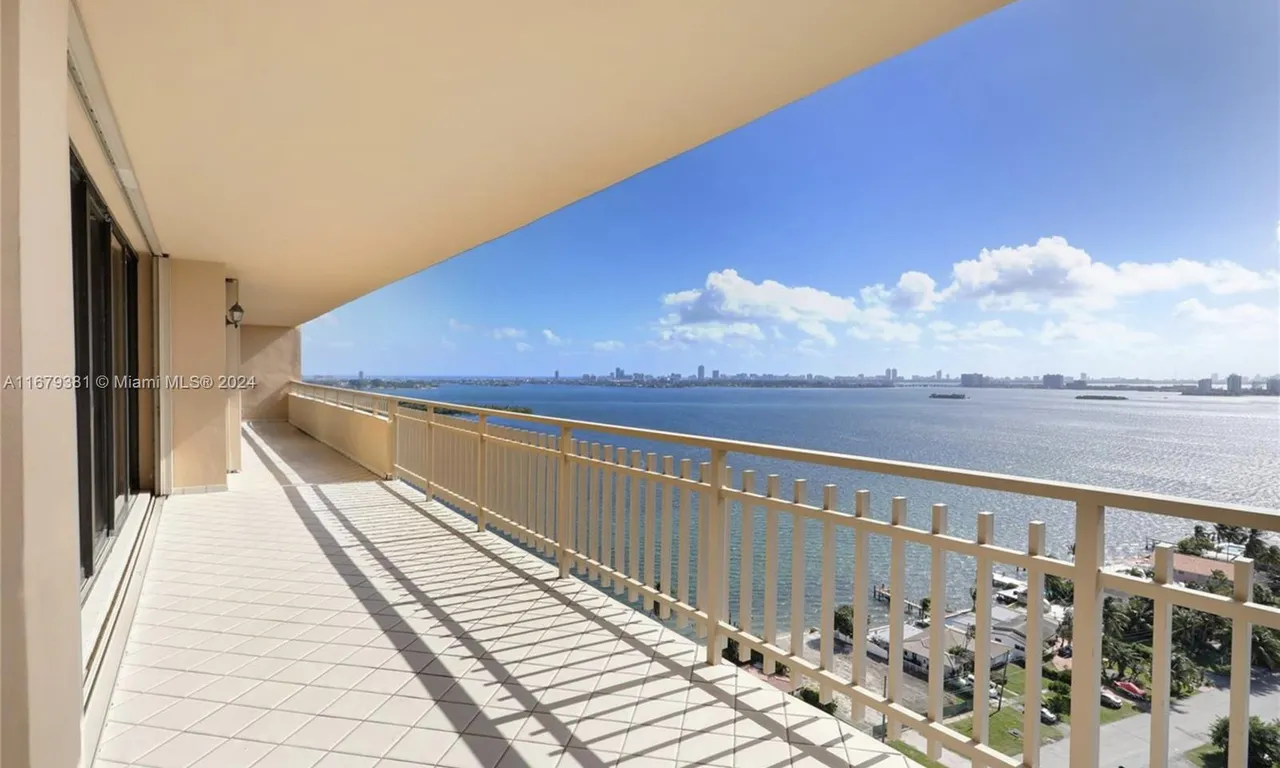 11113 Biscayne Blvd # 2051, Miami FL 33181