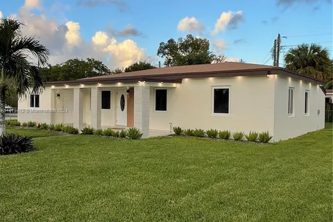 15411 NW 32nd Ave, Miami Gardens FL 33054