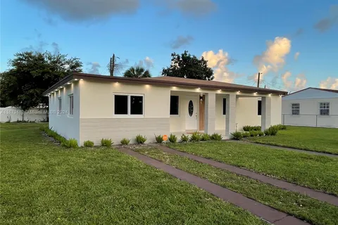 15411 NW 32nd Ave, Miami Gardens FL 33054