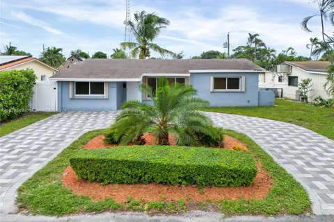 2321 N 69th Way, Hollywood FL 33024