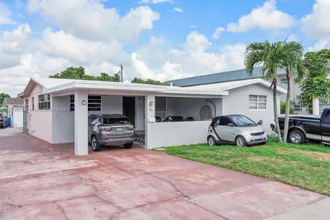 45 W 37th St, Hialeah FL 33012