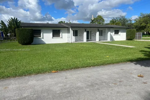 16701 SW 277th St, Homestead FL 33031