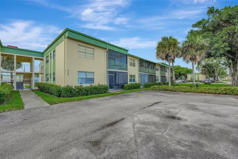 4145 NW 90th Ave # 103, Coral Springs FL 33065