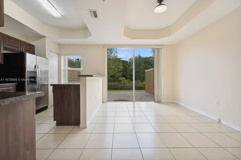 1039 SW 143rd Ave # 1306, Pembroke Pines FL 33027