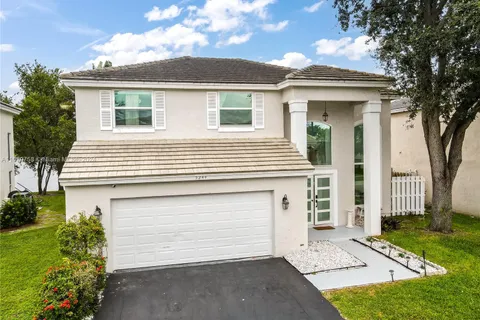 5244 NW 54th St, Coconut Creek FL 33073