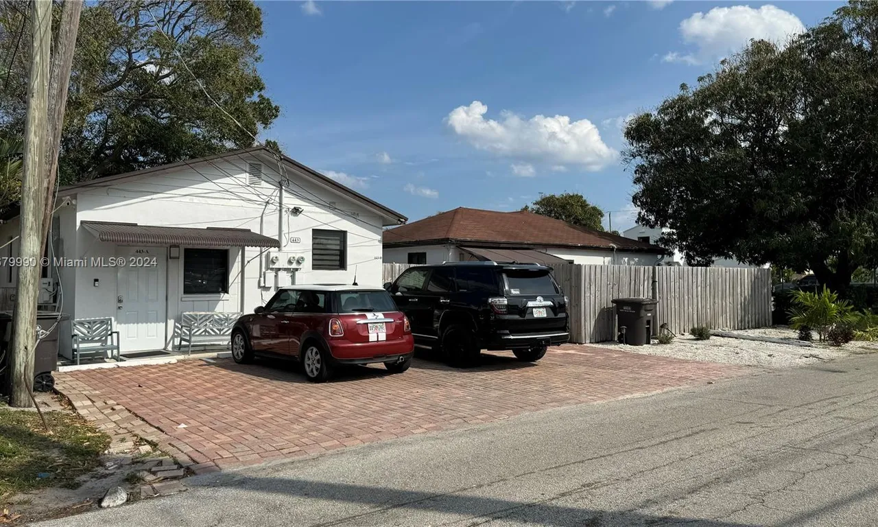 443 Kern St, West Palm Beach FL 33405