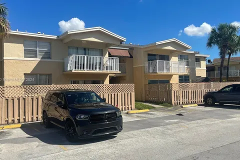 4530 NW 79th Ave # 2C, Doral FL 33166