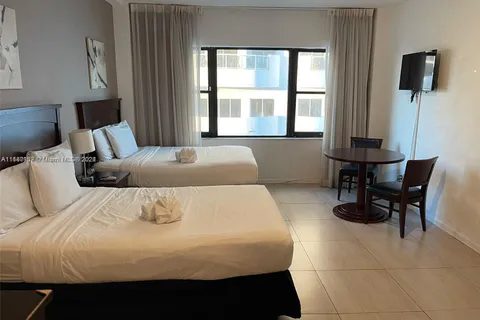 6345 Collins Ave # 731, Miami Beach FL 33141