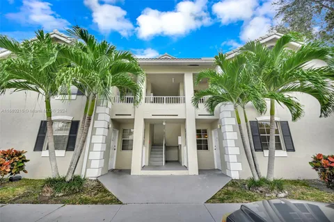 2880 N Oakland Forest Dr # 102, Oakland Park FL 33309