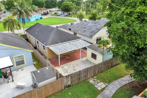 768 SW 9th St, Florida City FL 33034