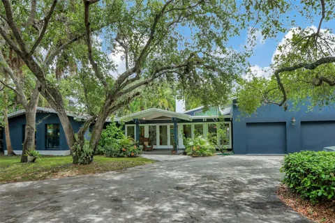 9290 SW 117th Ter, Pinecrest FL 33176