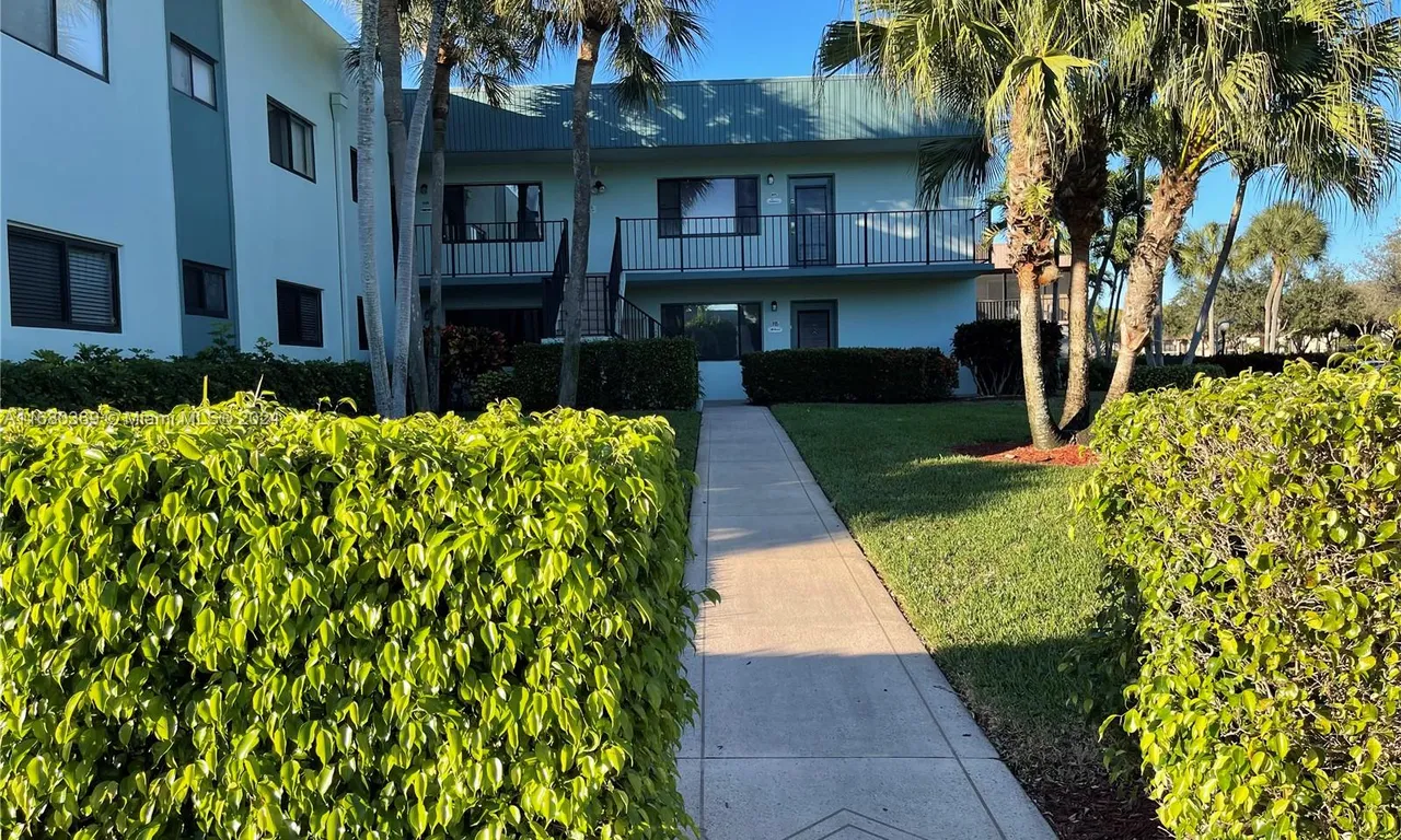 15072 Ashland Pl # 105, Delray Beach FL 33484