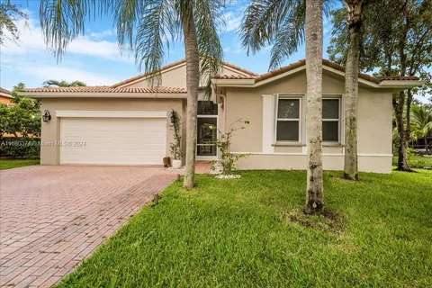 15003 SW 16th St, Pembroke Pines FL 33027