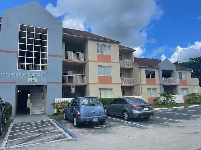 18890 NW 57th Ave # 206, Hialeah FL 33015